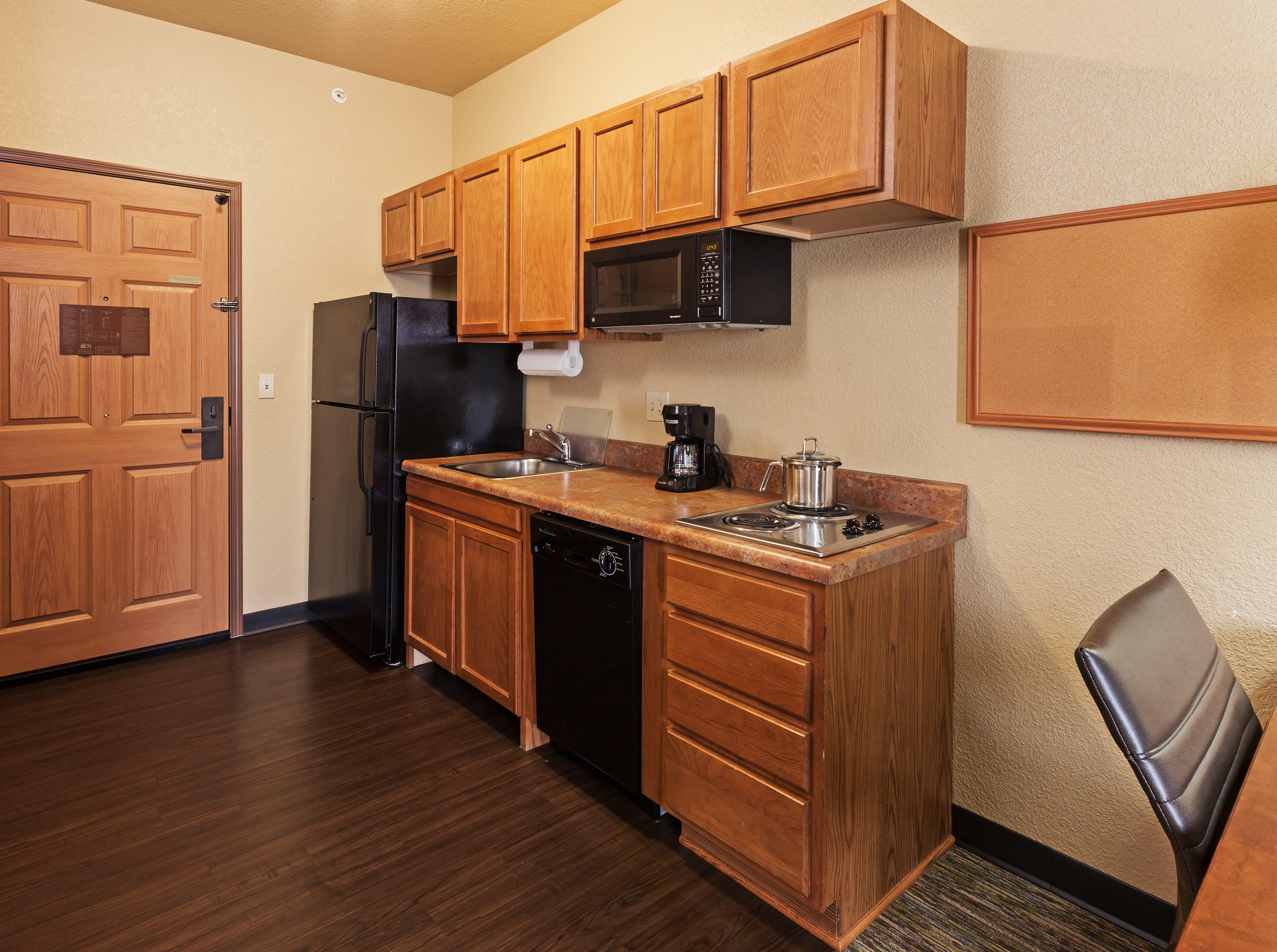 Candlewood Suites St. Robert By Ihg Exterior photo